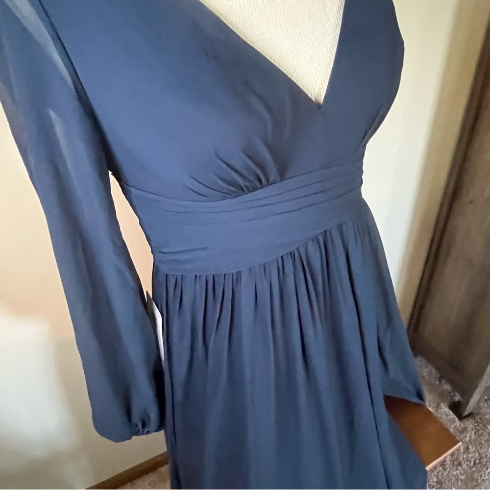 Women's Navy V-Neck Long Sleeve Dress